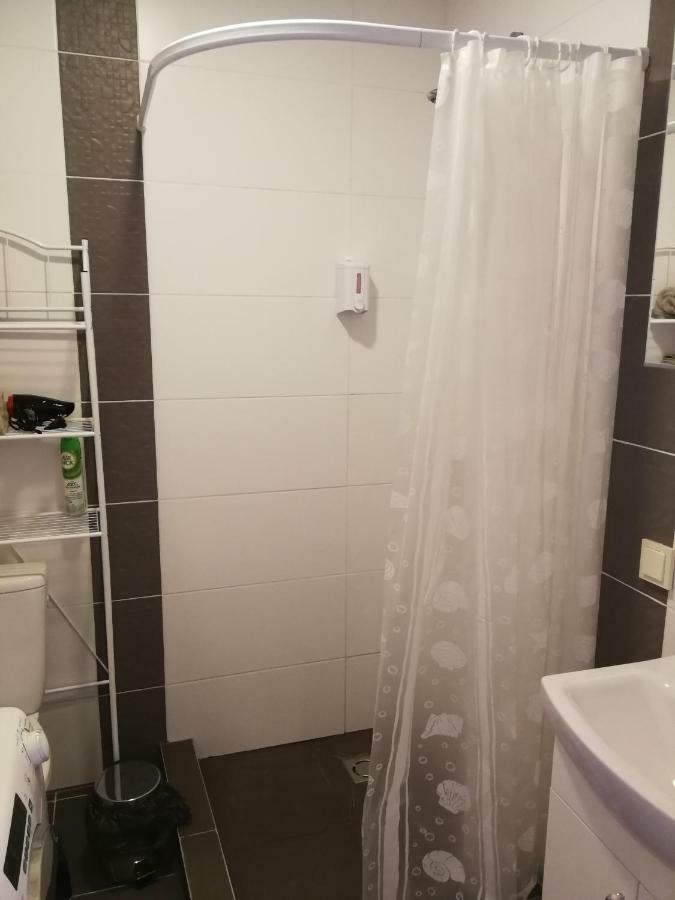 קלייפדה T&J Apartments מראה חיצוני תמונה